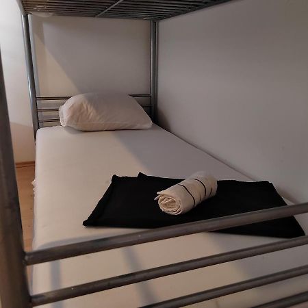 Hostel Rasema Τρογκίρ Εξωτερικό φωτογραφία