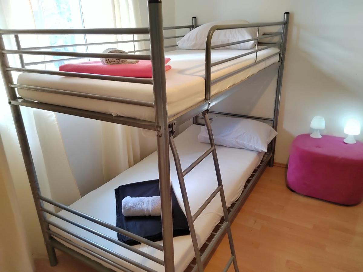 Hostel Rasema Τρογκίρ Εξωτερικό φωτογραφία
