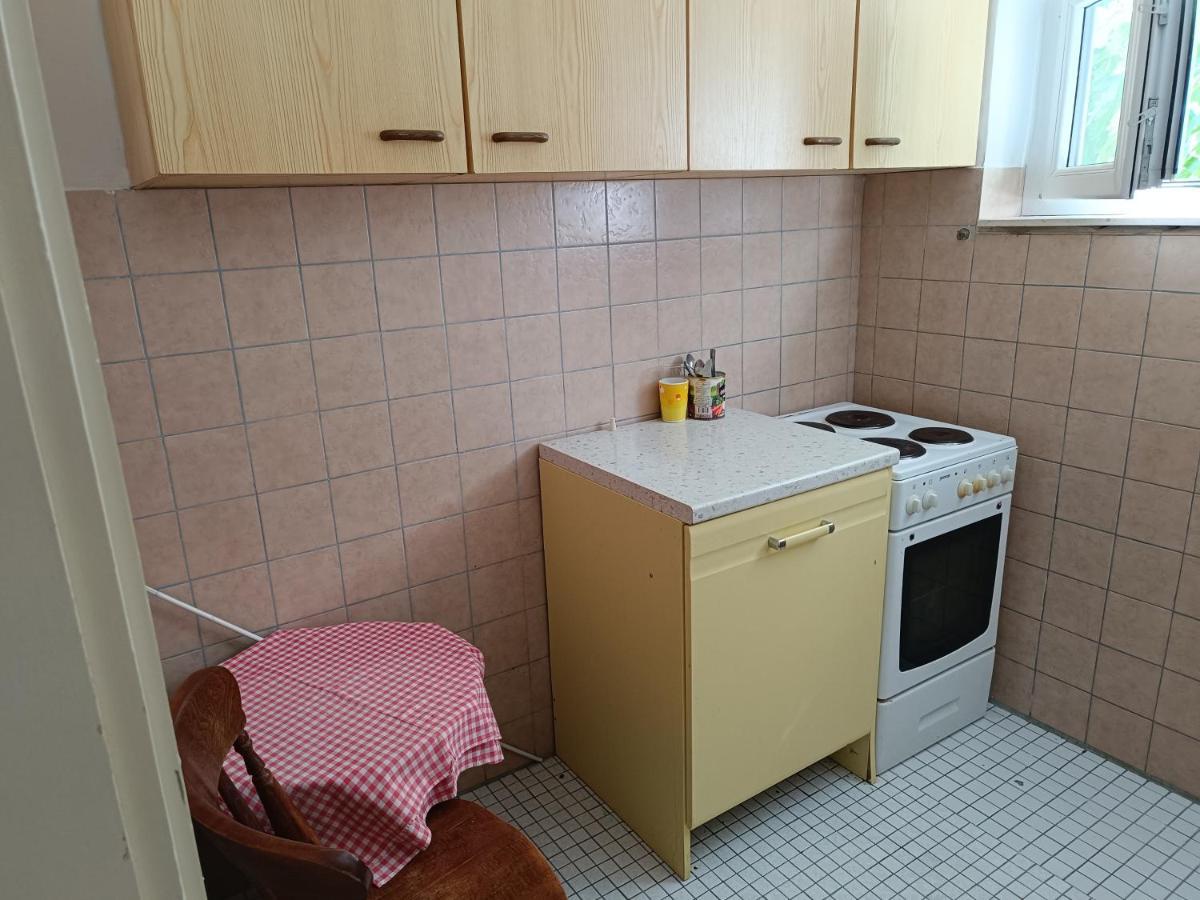 Hostel Rasema Τρογκίρ Εξωτερικό φωτογραφία