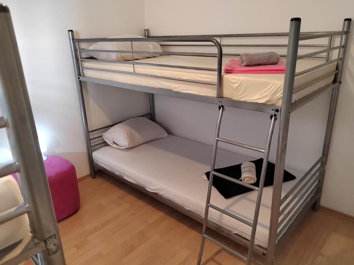 Hostel Rasema Τρογκίρ Εξωτερικό φωτογραφία