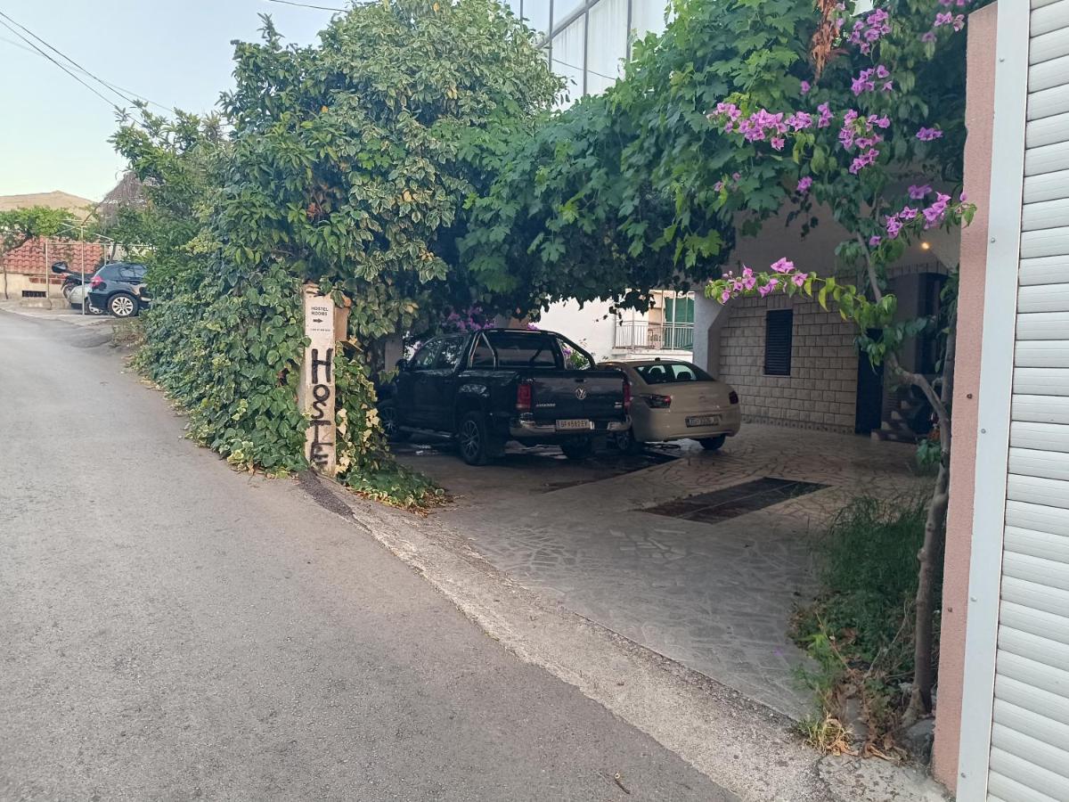 Hostel Rasema Τρογκίρ Εξωτερικό φωτογραφία